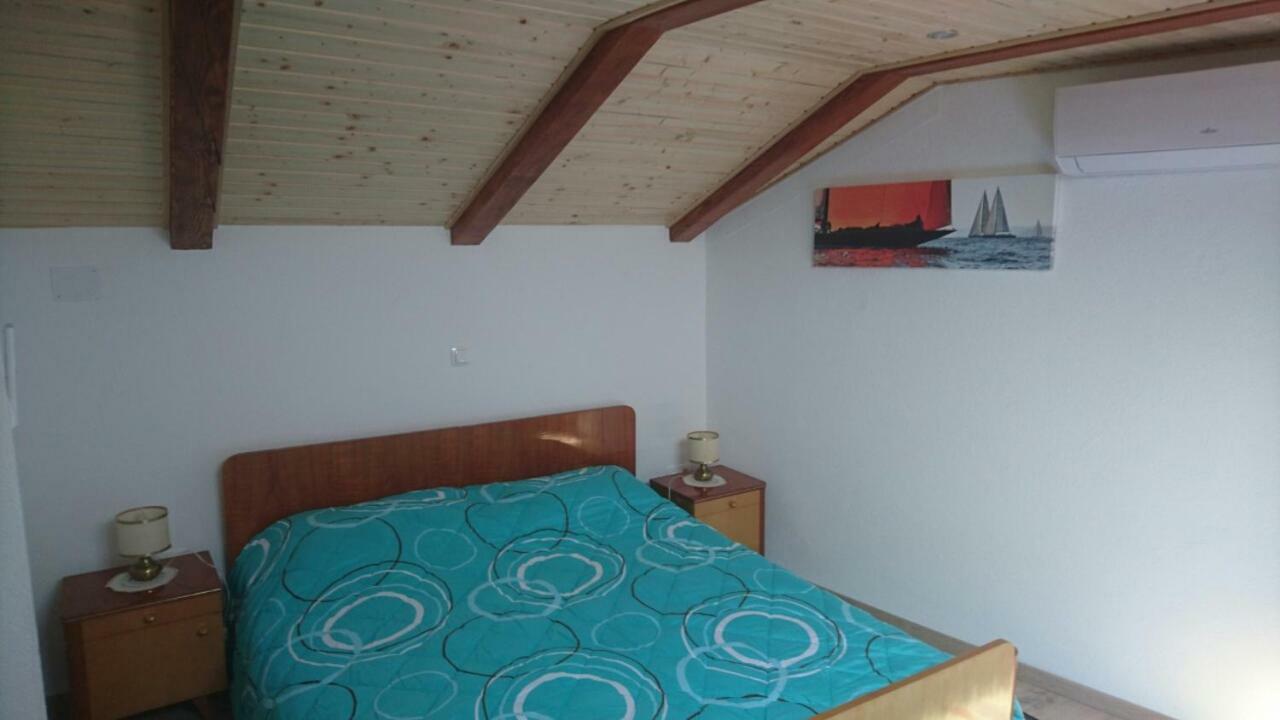 Holiday Home Nika Omišalj Exteriér fotografie